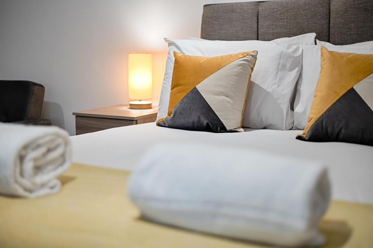 Copper House Aparthotel Swansea Bagian luar foto